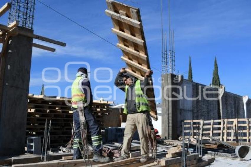 TLAXCALA . CONSTRUCCIÓN PRESIDENCIA CHIAUTEMPAN