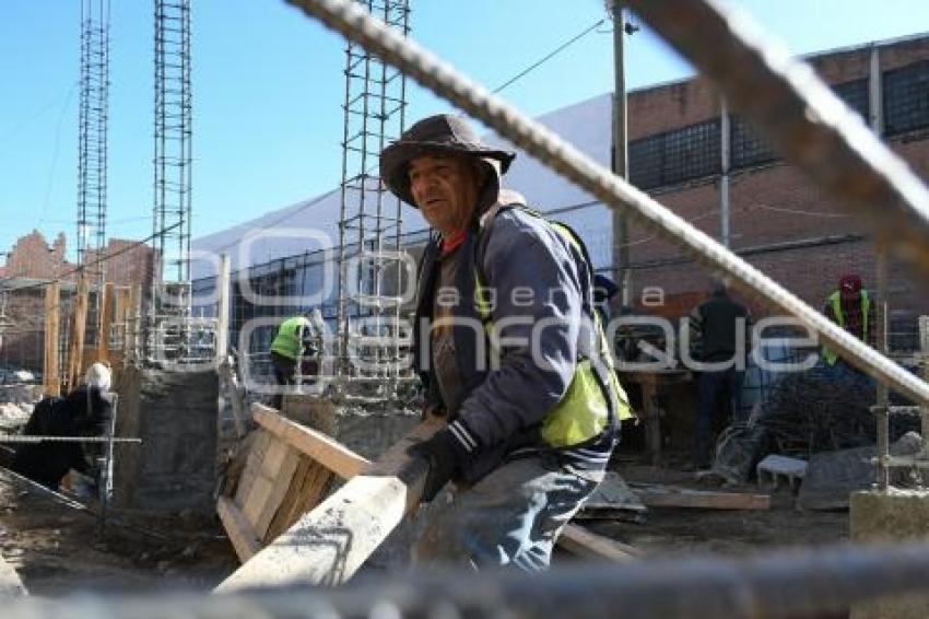 TLAXCALA . CONSTRUCCIÓN PRESIDENCIA CHIAUTEMPAN