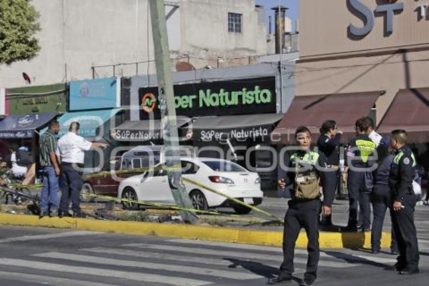 CHOQUE PATRULLAS POLICÍA