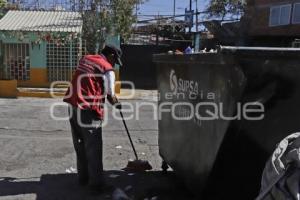 RECOLECTORES DE BASURA