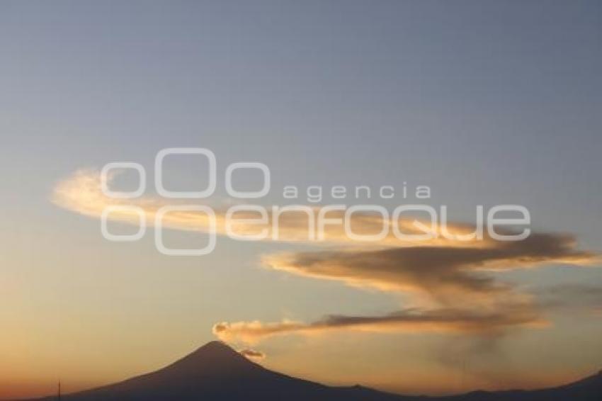 ATARDECER . VOLCÁN POPOCATÉPETL