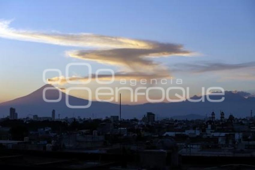 ATARDECER . VOLCÁN POPOCATÉPETL