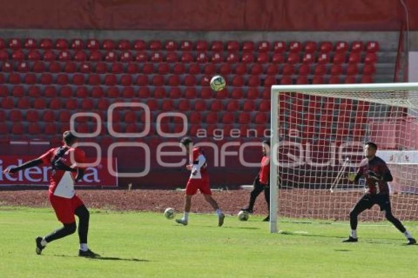 TLAXCALA . COYOTES ENTRENAMIENTO