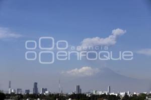 VOLCAN POPOCATÉPETL . FUMAROLA