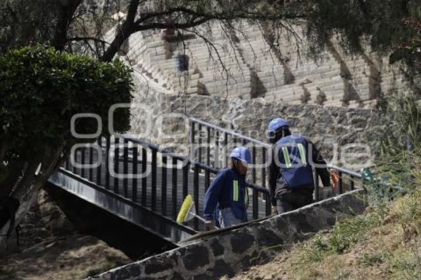 ESCALINATA DEL POCITO