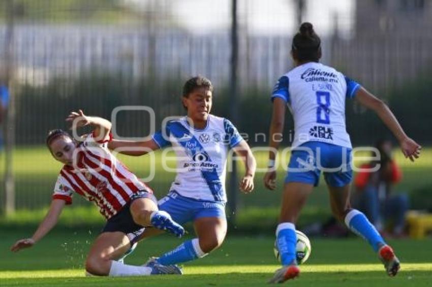 FUTBOL FEMENIL .  CHIVAS VS PUEBLA