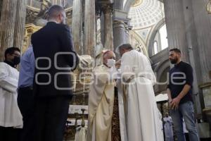 RELIGIÓN . ORDENACIÓN SACERDOTAL