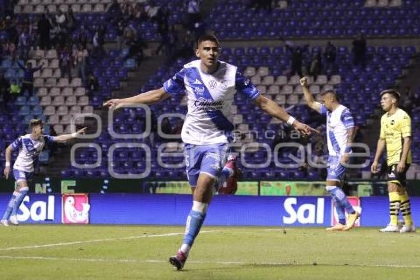 FÚTBOL . CLUB PUEBLA VS MAZATLÁN