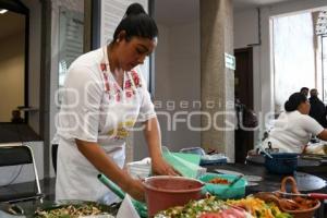 TLAXCALA . QUESADILLAS DE NOPALUCAN 