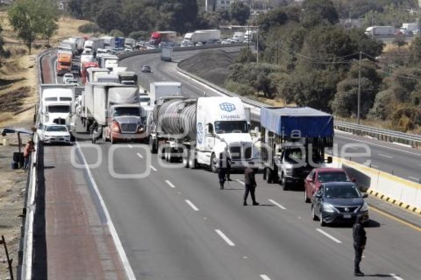 BLOQUEO AUTOPISTA MÉXICO-PUEBLA