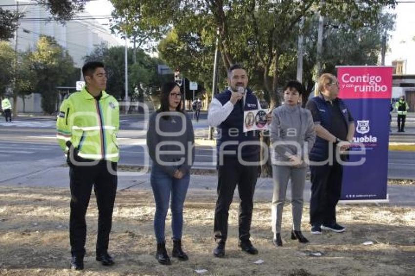 AYUNTAMIENTO . CONTIGO Y EN RUTA