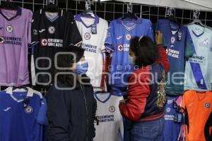 FÚTBOL . CLUB PUEBLA VS CRUZ AZUL