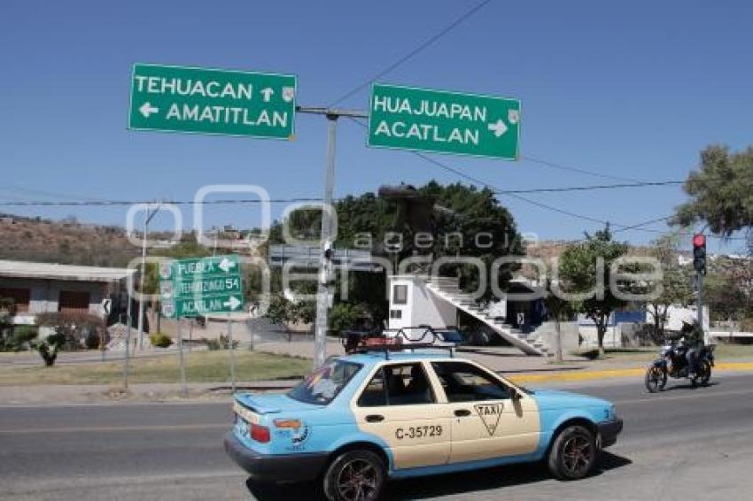 ACATLÁN . CARRETERA MÉXICO - OAXACA