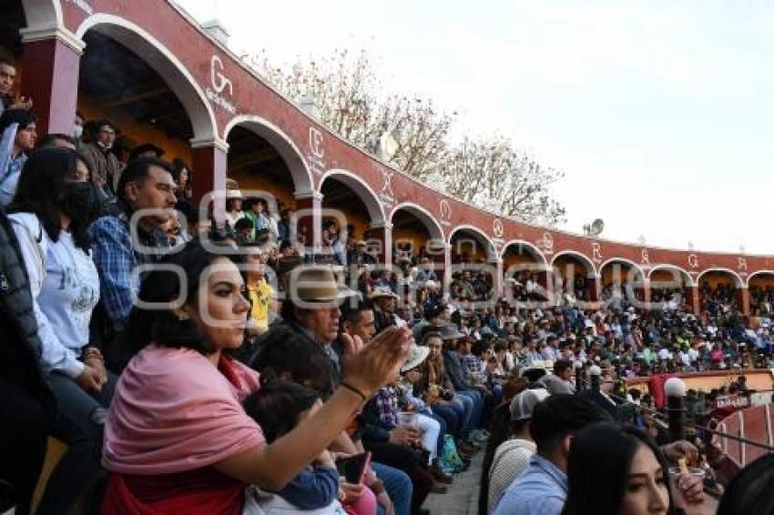 TLAXCALA . CORRIDA DE TOROS