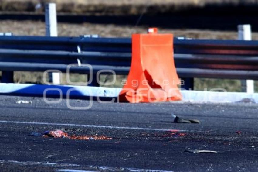 NOTA ROJA . AUTOPISTA