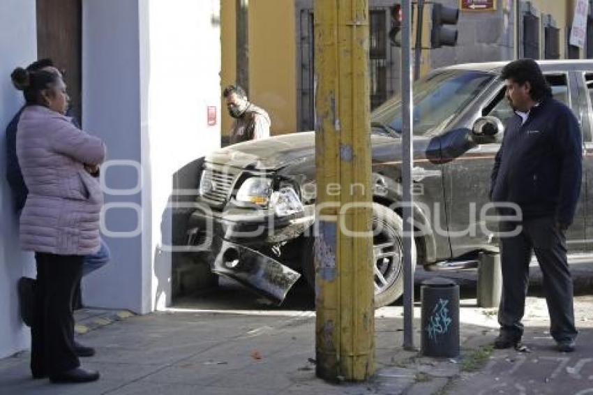 ACCIDENTE VIAL