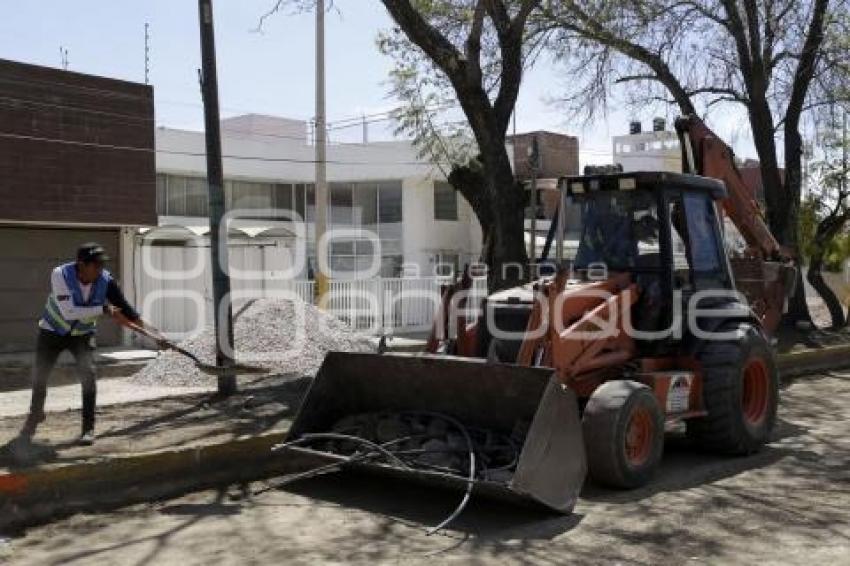 AYUNTAMIENTO . PAVIMENTACIÓN