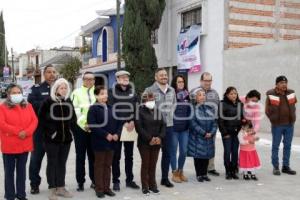 AYUNTAMIENTO . ENTREGA DE CALLE