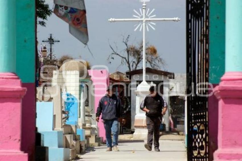 HUEJOTZINGO . PANTEÓN JUÁREZ