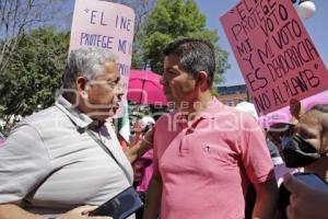 MARCHA DEFENSA DEL INE