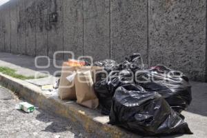 MEDIO AMBIENTE . BASURA