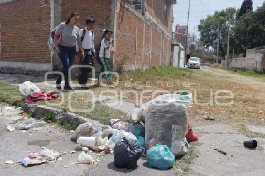 MEDIO AMBIENTE . BASURA