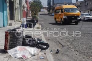 MEDIO AMBIENTE . BASURA