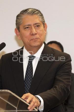 GILBERTO HIGUERA BERNAL