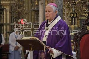 CATEDRAL . MISA