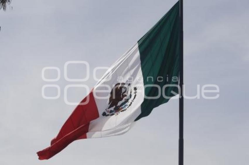 BANDERA DE MÉXICO