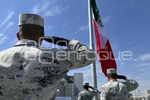 GOBIERNO ESTATAL . CEREMONIA BANDERA