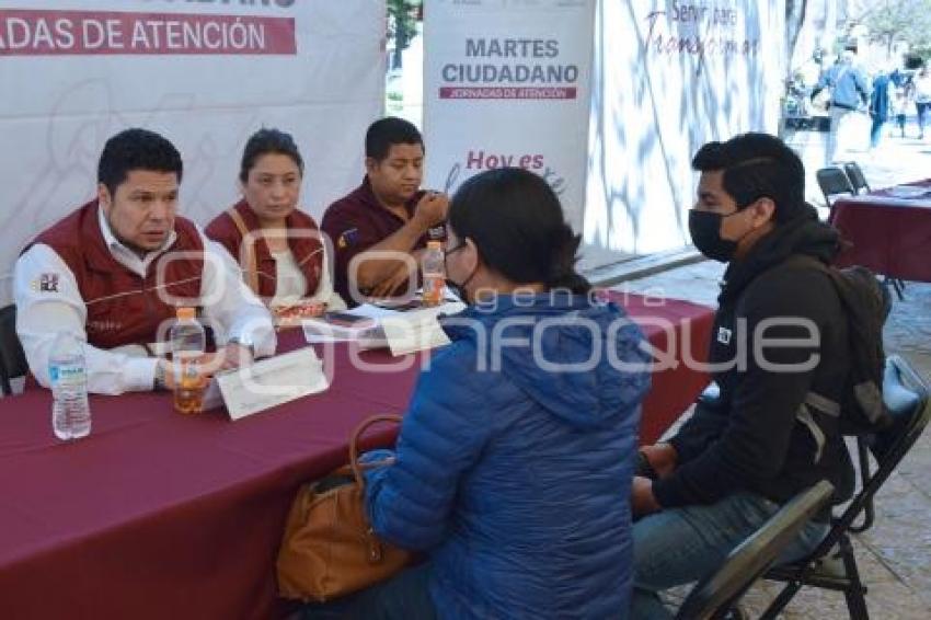 ATLIXCO . FERIA DEL EMPLEO MUJERES