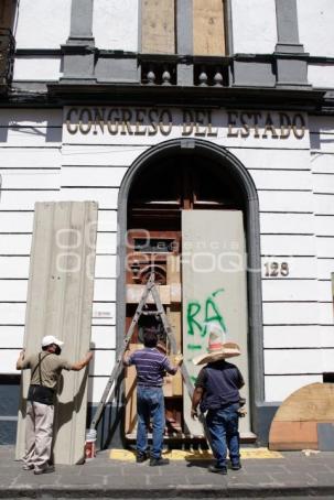 CONGRESO . BLOQUEO ACCESOS