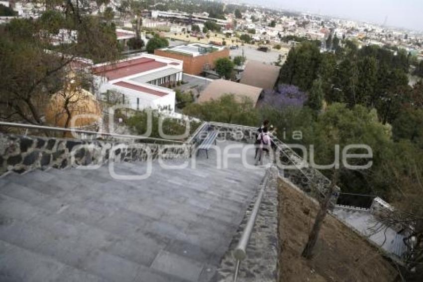 SAN ANDRÉS CHOLULA . ESCALINATA DEL POCITO