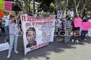 MANIFESTACIÓN . VOZ DE LOS DESAPARECIDOS