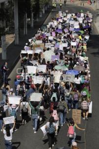 DÍA DE LA MUJER . PROTESTA UNIVERSITARIA