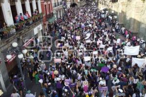 DÍA DE LA MUJER . PROTESTA