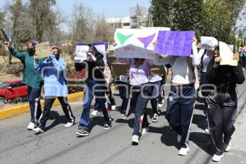 TLAXCALA . MANIFESTACIÓN ESTUDIANTES
