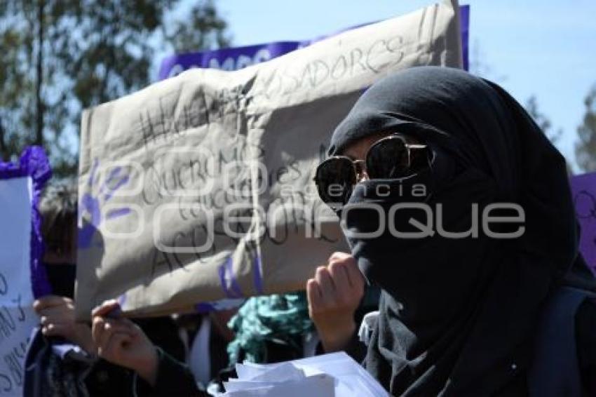 TLAXCALA . MANIFESTACIÓN COBAT