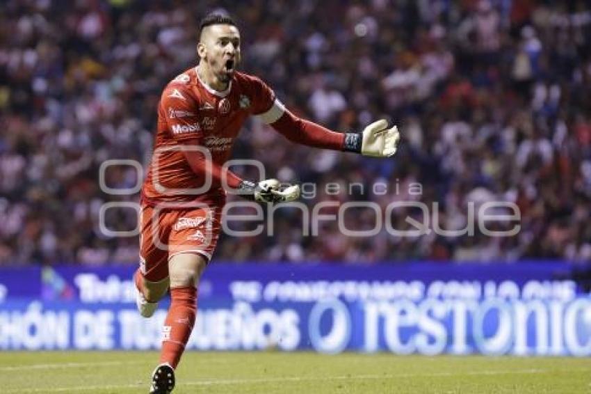 FÚTBOL . CLUB PUEBLA VS CHIVAS