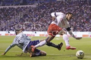 FÚTBOL . CLUB PUEBLA VS CHIVAS