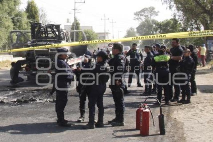 HUEJOTZINGO . EXPLOSIÓN DE CAMIONETA