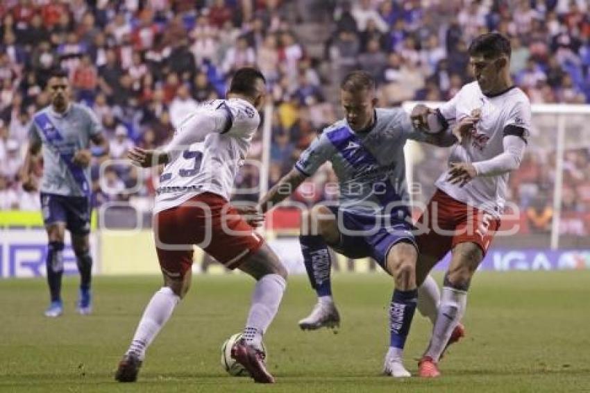 FÚTBOL . CLUB PUEBLA VS CHIVAS