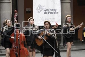 CULTURA . RONDALLA FEMENIL