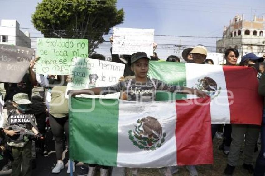 MANIFESTACIÓN . EJÉRCITO MEXICANO