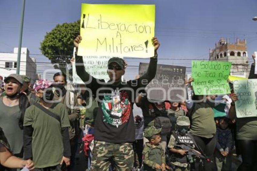 MANIFESTACIÓN . EJÉRCITO MEXICANO