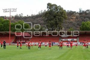 TLAXCALA . ENTRENAMIENTO COYOTES