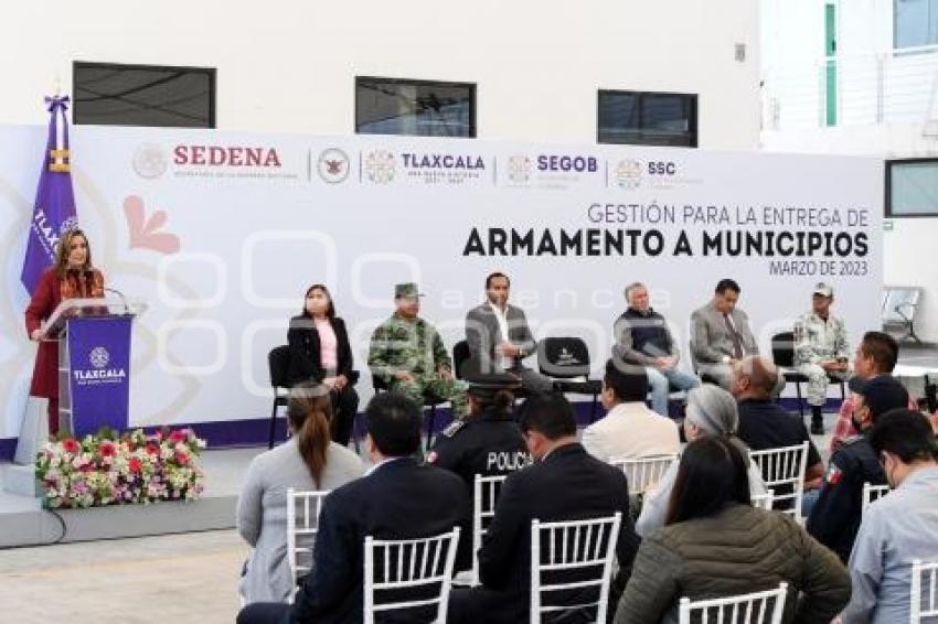 TLAXCALA . ENTREGA ARMAMENTO