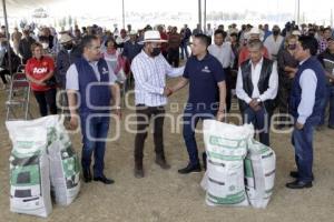 SAN ANDRÉS CHOLULA. ENTREGA FERTILIZANTE