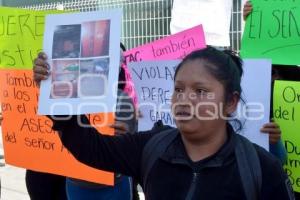 TEHUACÁN . PROTESTA CASA DE JUSTICIA